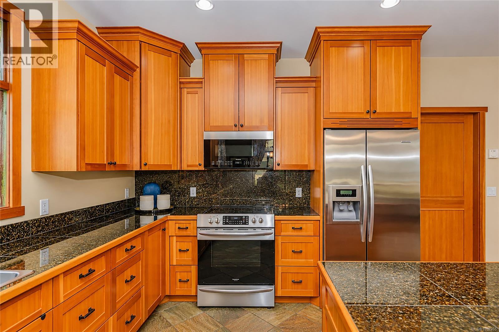 123 Murrelet Pl, Salt Spring, British Columbia  V8K 1G9 - Photo 12 - 1052265