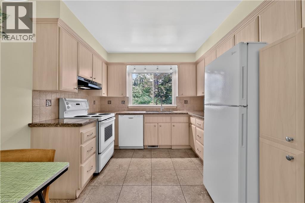 2086 Glenforest Crescent, Oakville, Ontario  L6J 2G4 - Photo 7 - 40873699