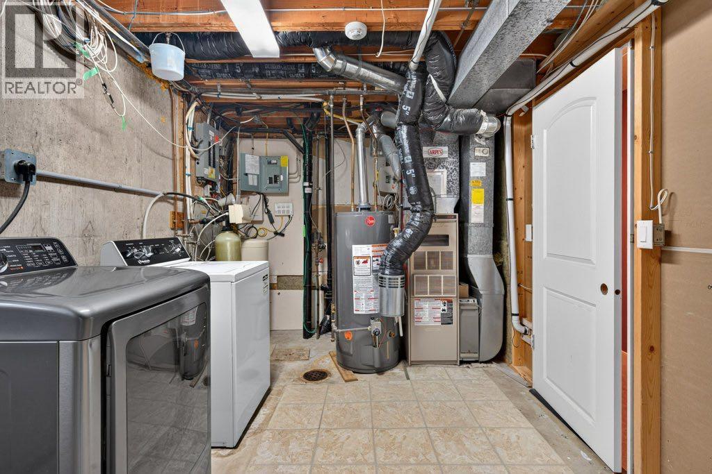 6024 Pinecrest Way NE, Calgary, Alberta  T1Y 1J9 - Photo 25 - A2353097