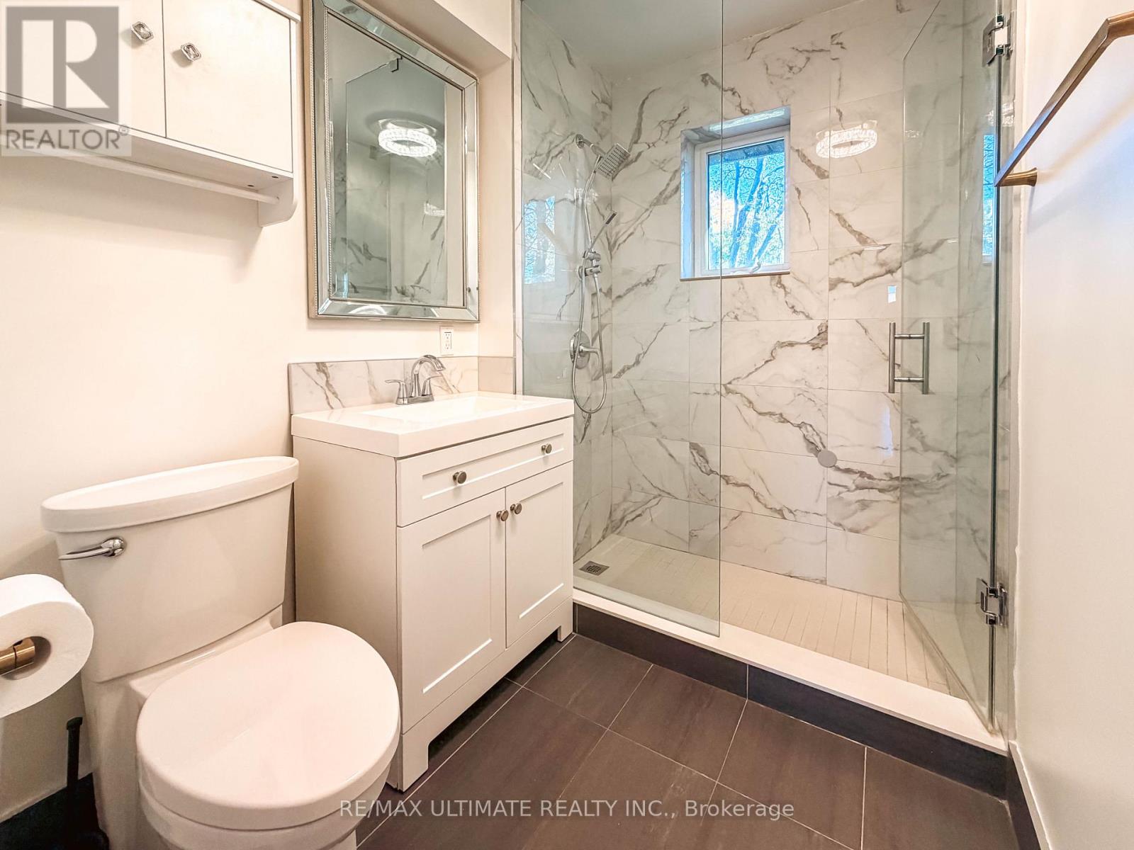 Main - 111 Combe Avenue, Toronto, Ontario M3H 4J8 - Photo 11 - C14109148