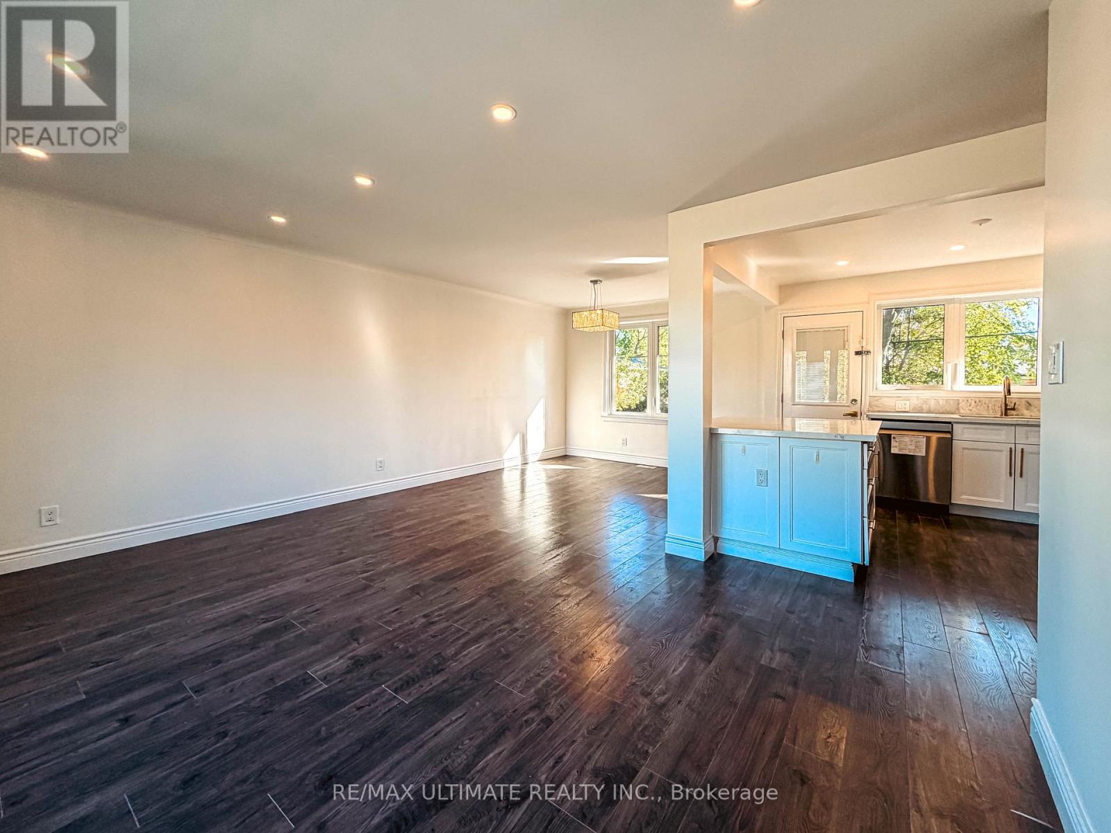 Main - 111 Combe Avenue, Toronto, Ontario M3H 4J8 - Photo 6 - C14109148
