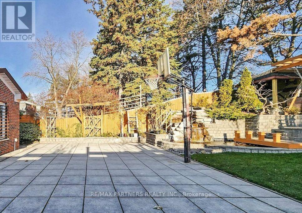 88 Cherrystone Drive, Toronto, Ontario  M2H 1S1 - Photo 14 - C14117796
