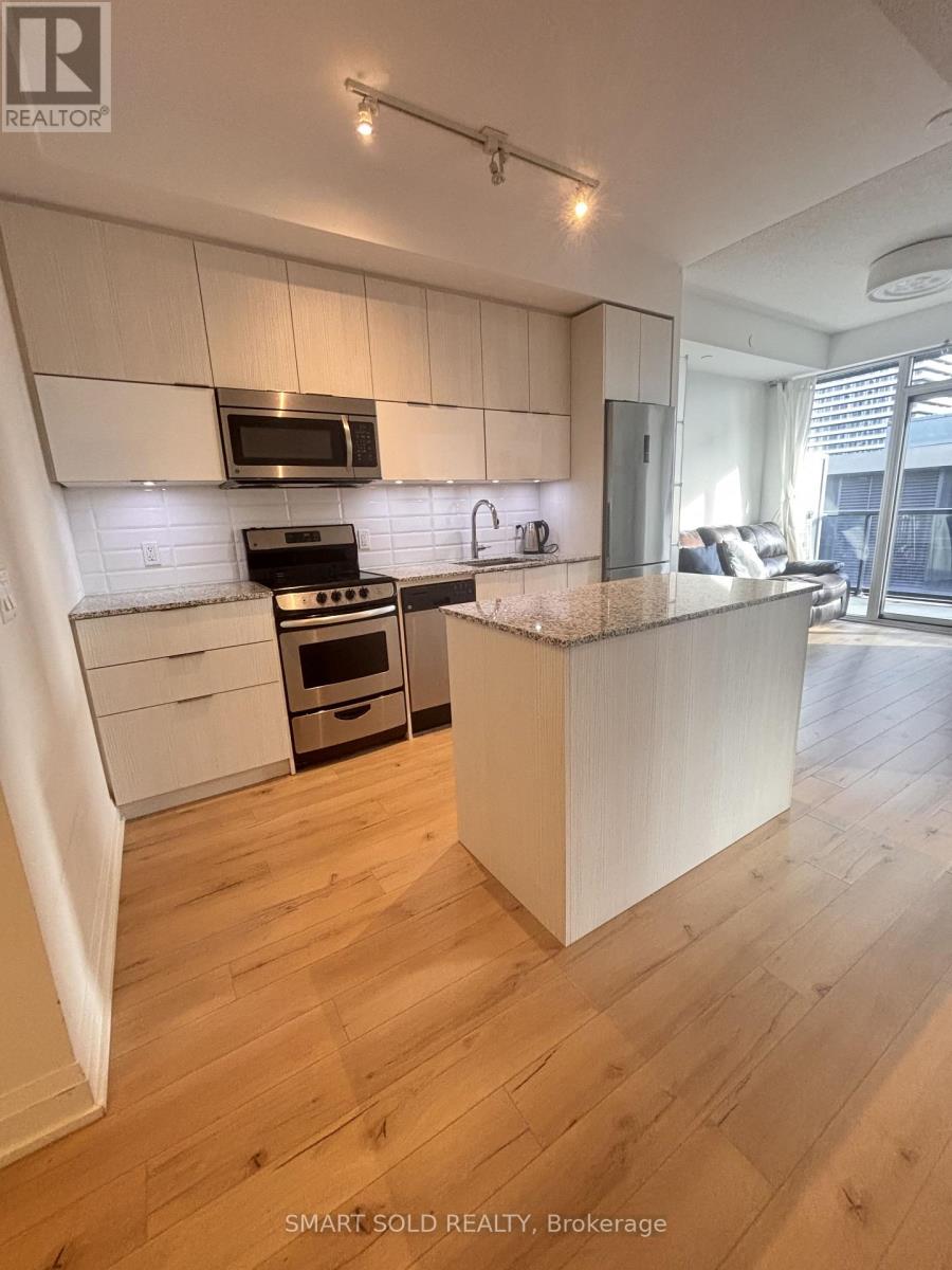 1105 - 56 ANNIE CRAIG DRIVE, Toronto, Ontario