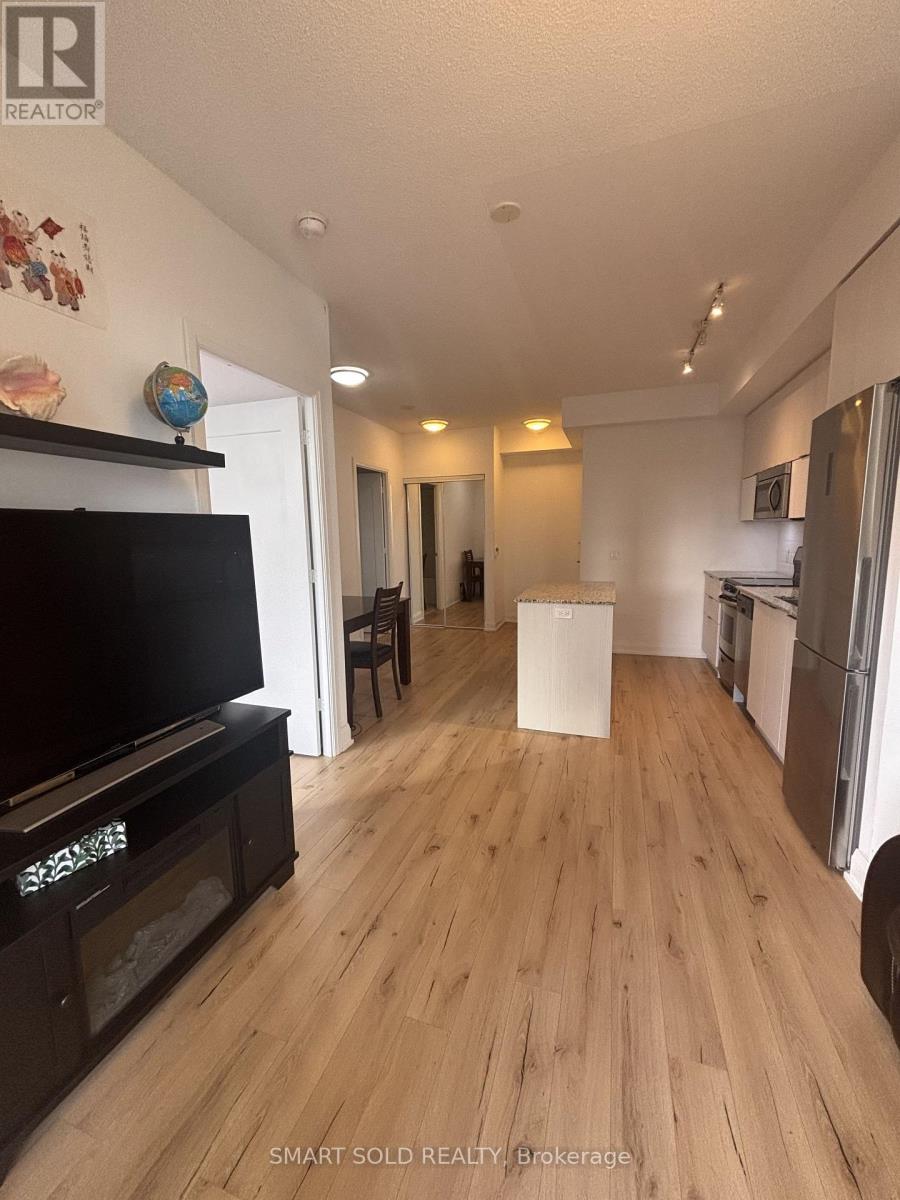 1105 - 56 Annie Craig Drive, Toronto, Ontario  M8V 0C5 - Photo 3 - W14118058
