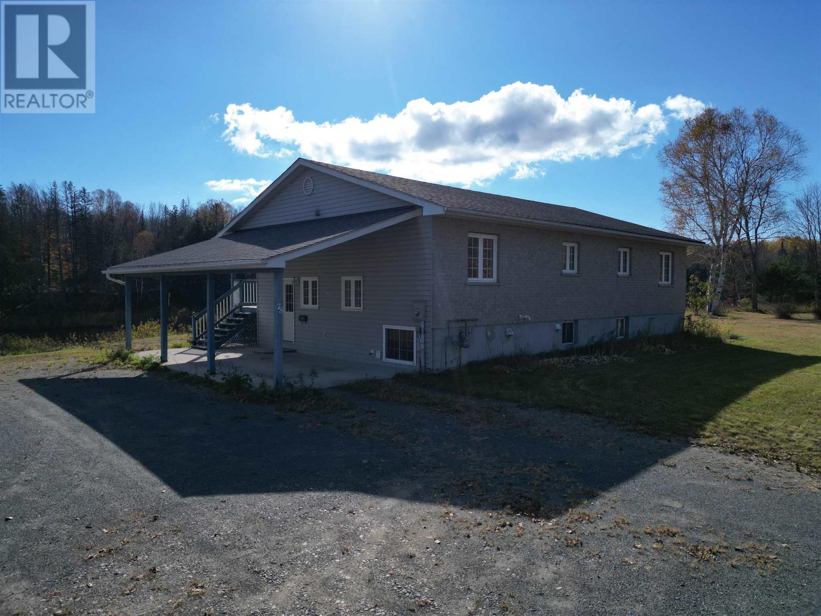 78 Mississagi Cres, Iron Bridge, Ontario P0R 1H0 - Photo 5 - SM262990