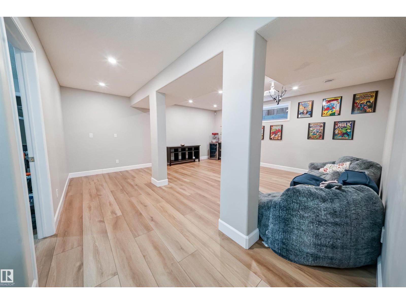 347 DAVENPORT DR