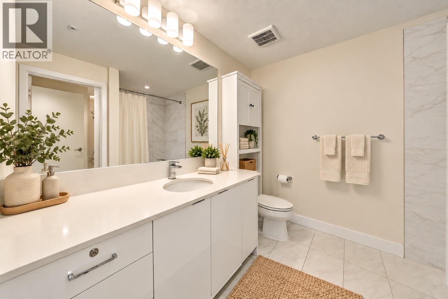 307 719 W 3rd Street, North Vancouver, British Columbia  V7M 0E7 - Photo 4 - R3178524