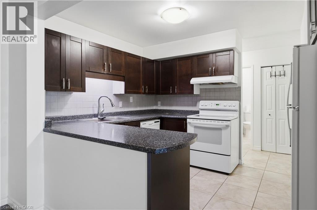 500 Westmount Road W Unit# 408, Kitchener, Ontario  N2M 5M9 - Photo 4 - 40874100