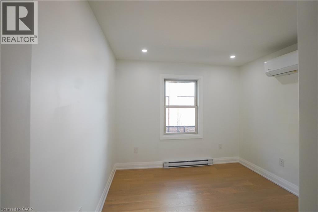 136 Warren Avenue, Hamilton, Ontario  L9A 3E1 - Photo 24 - 40874098