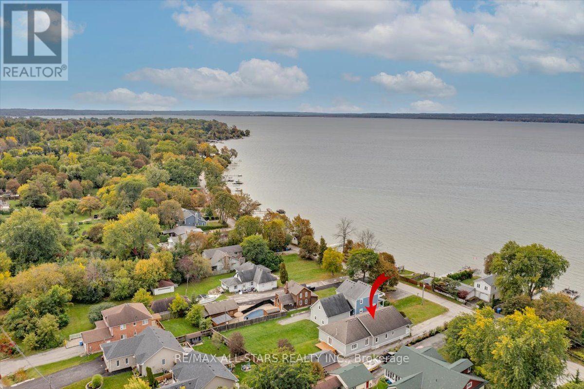 369 LAKE DRIVE, Georgina, Ontario