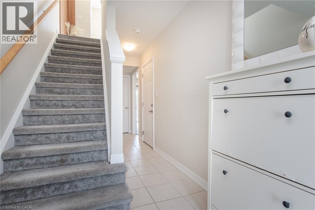 120 Monarch Woods Drive, Kitchener, Ontario  N2P 2N7 - Photo 31 - 40874182