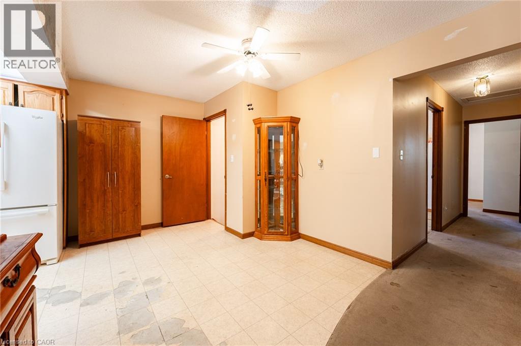 5039 Albert Street, Beamsville, Ontario  L0R 1B0 - Photo 10 - 40873853