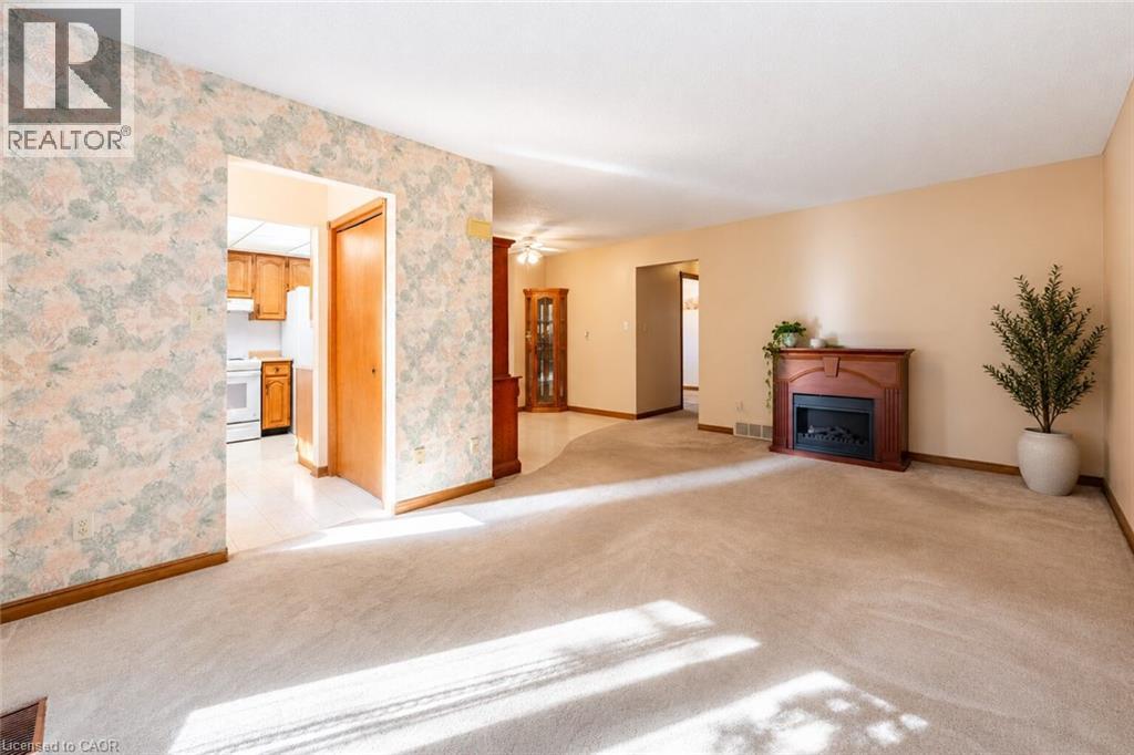 5039 Albert Street, Beamsville, Ontario  L0R 1B0 - Photo 5 - 40873853