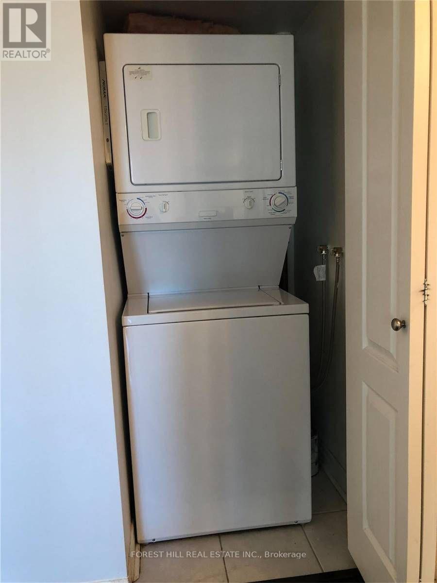 1403 - 17 Barberry Place, Toronto, Ontario  M2K 3E2 - Photo 6 - C14118332