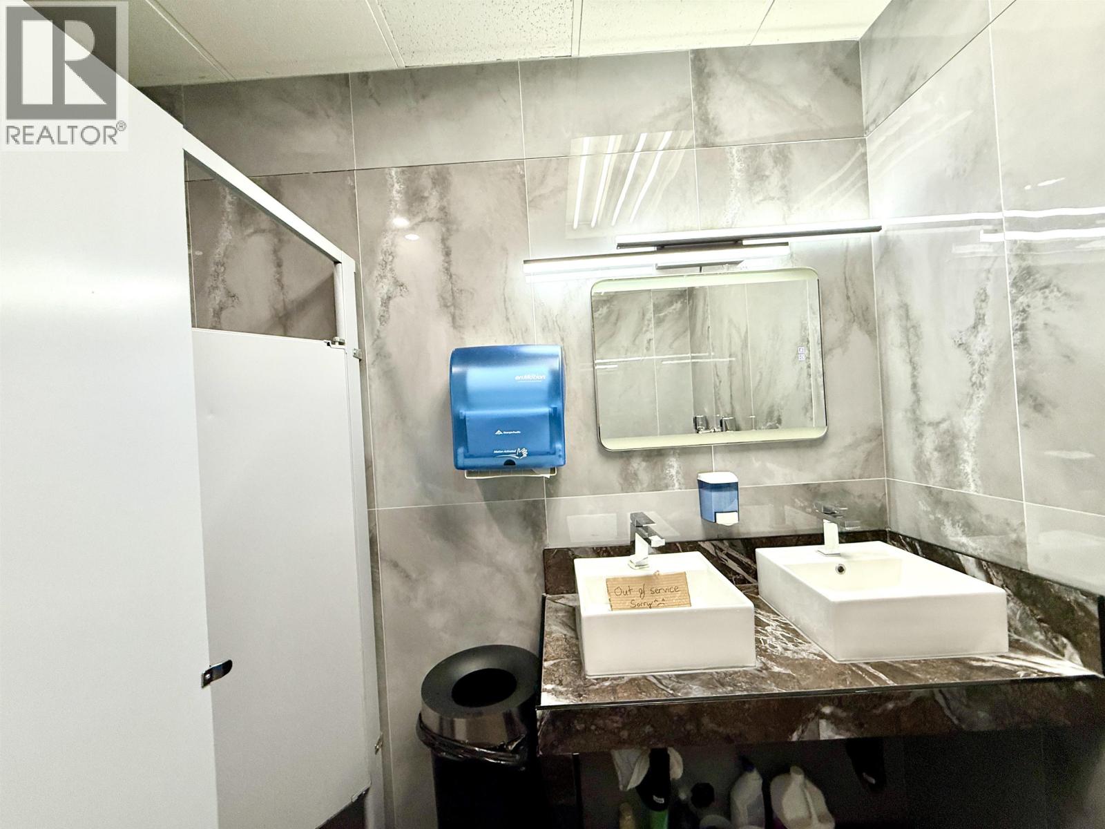 5505 Kingsway, Burnaby, British Columbia  V5H 2G1 - Photo 10 - C8083106