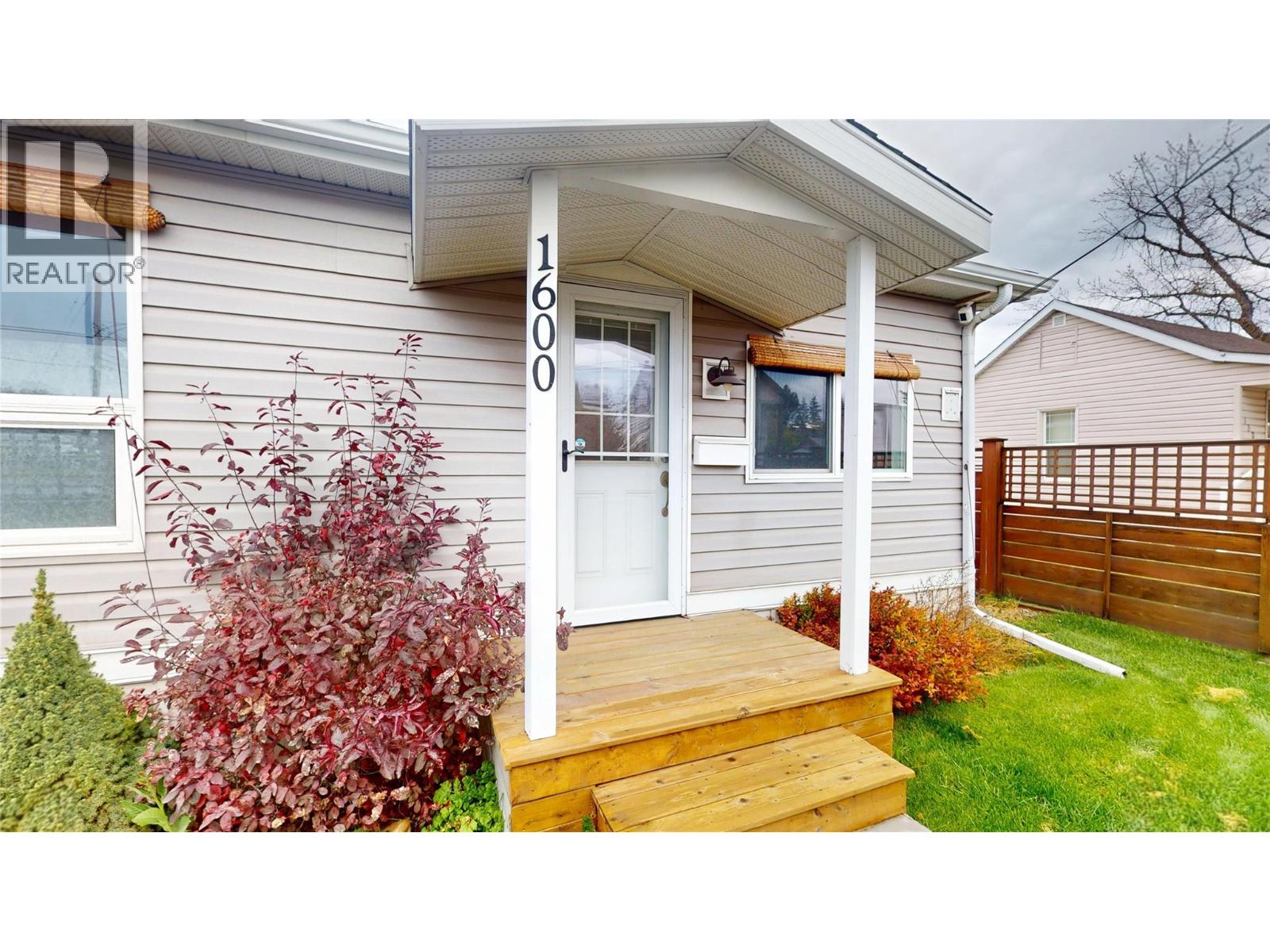 1600 4Th Street N, Cranbrook, British Columbia