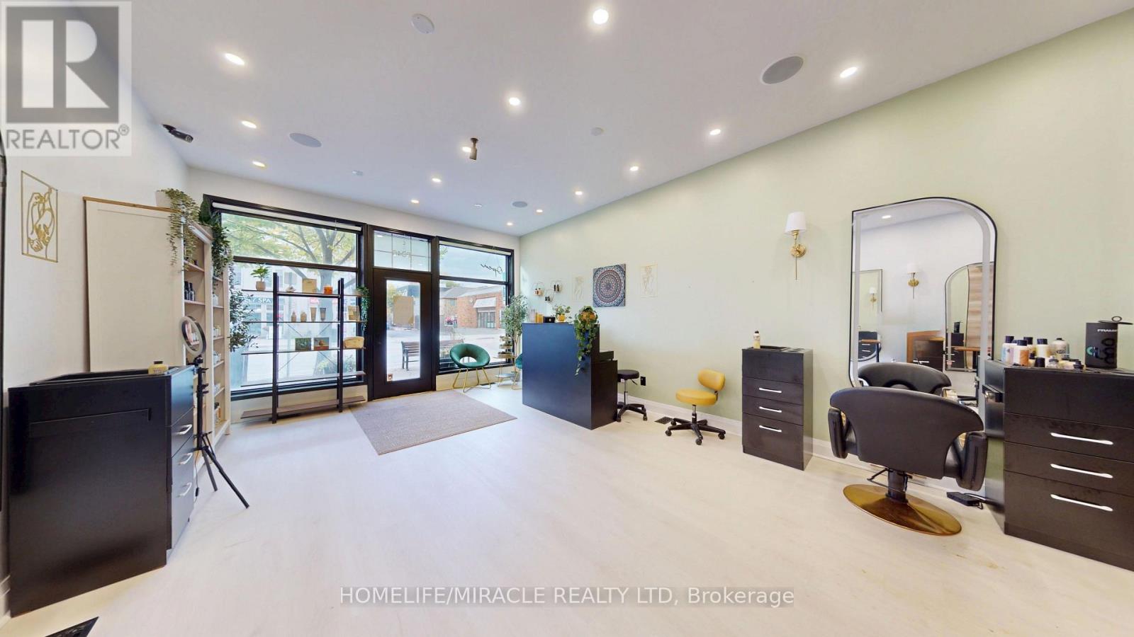 2346 Lakeshore Road W, Oakville, Ontario  L6L 3H8 - Photo 5 - W14117504