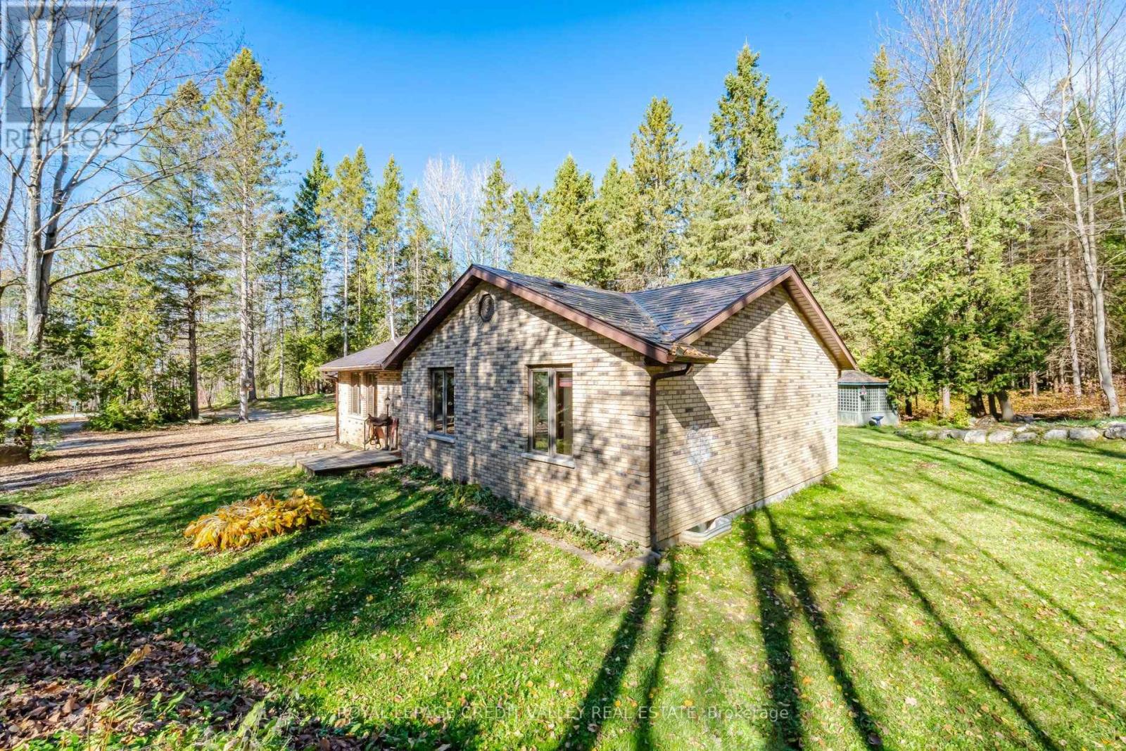 574291 Side Road 40, West Grey, Ontario  N0C 1H0 - Photo 4 - X14118344