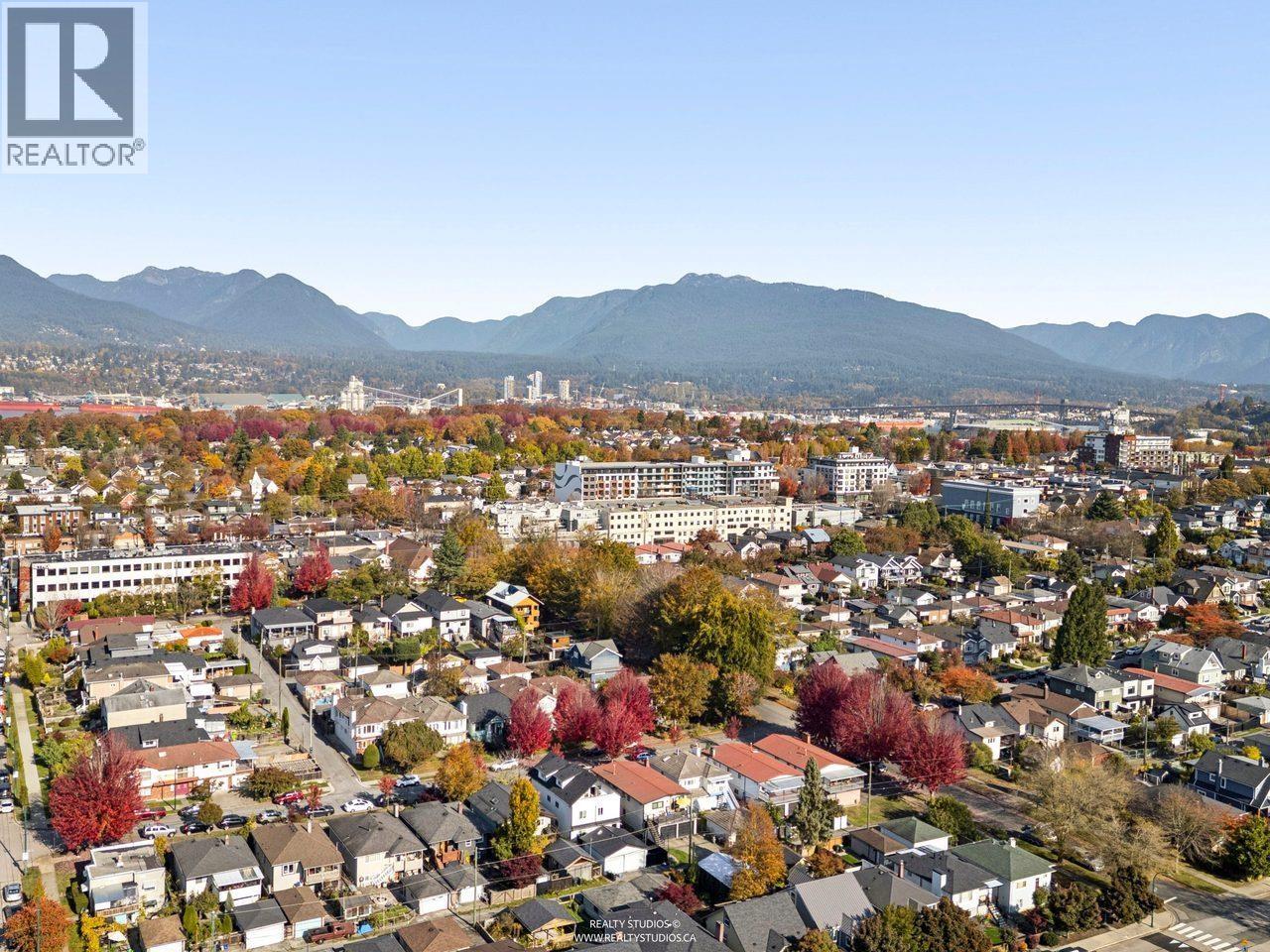850 NANAIMO STREET