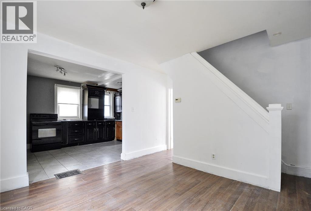 13 1/2 Waterside Avenue, Cambridge, Ontario  N1R 1E8 - Photo 7 - 40866006