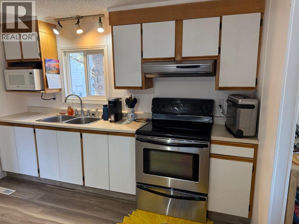 429, 700 Carmichael Lane, Hinton, Alberta  T7V 1S9 - Photo 21 - A2354730