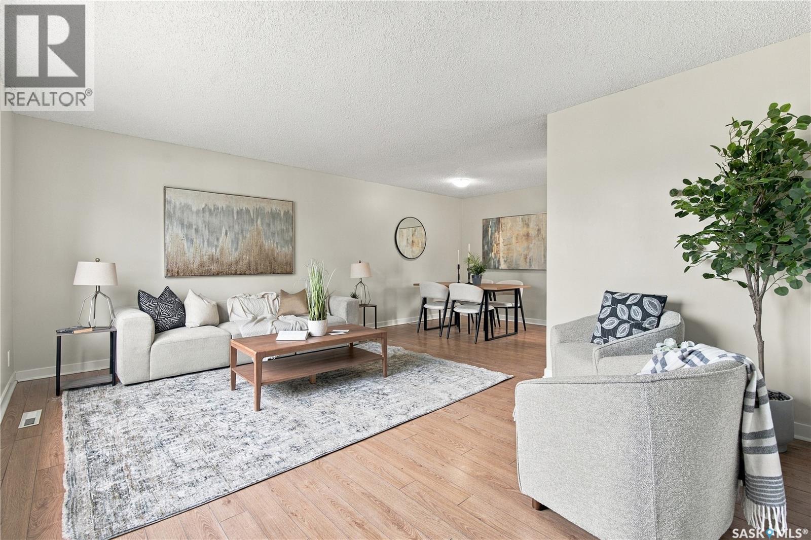 431 York Street, Regina, Saskatchewan  S4R 4W7 - Photo 3 - SK050697