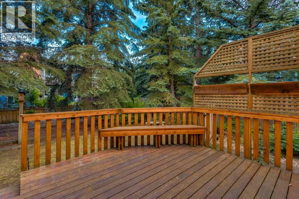 660 Coach Grove Road SW, Calgary, Alberta  T3H 1C6 - Photo 6 - A2353768