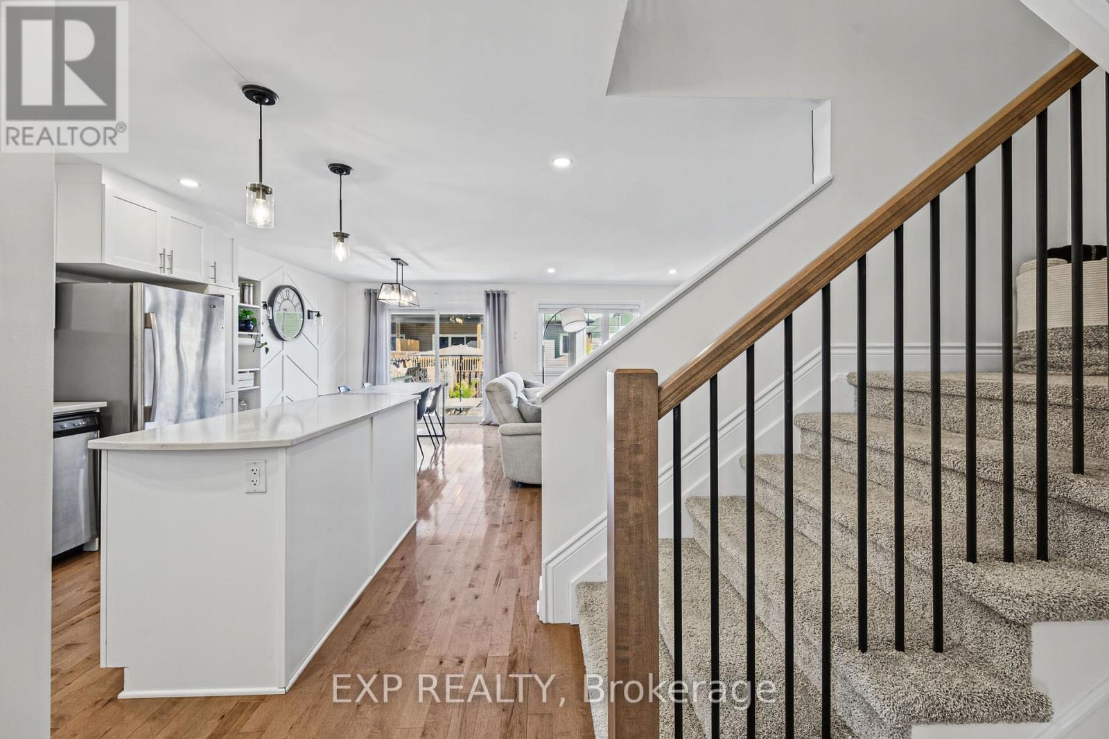 305 Twilight Avenue, Russell, Ontario  K4R 1E5 - Photo 5 - X14118486