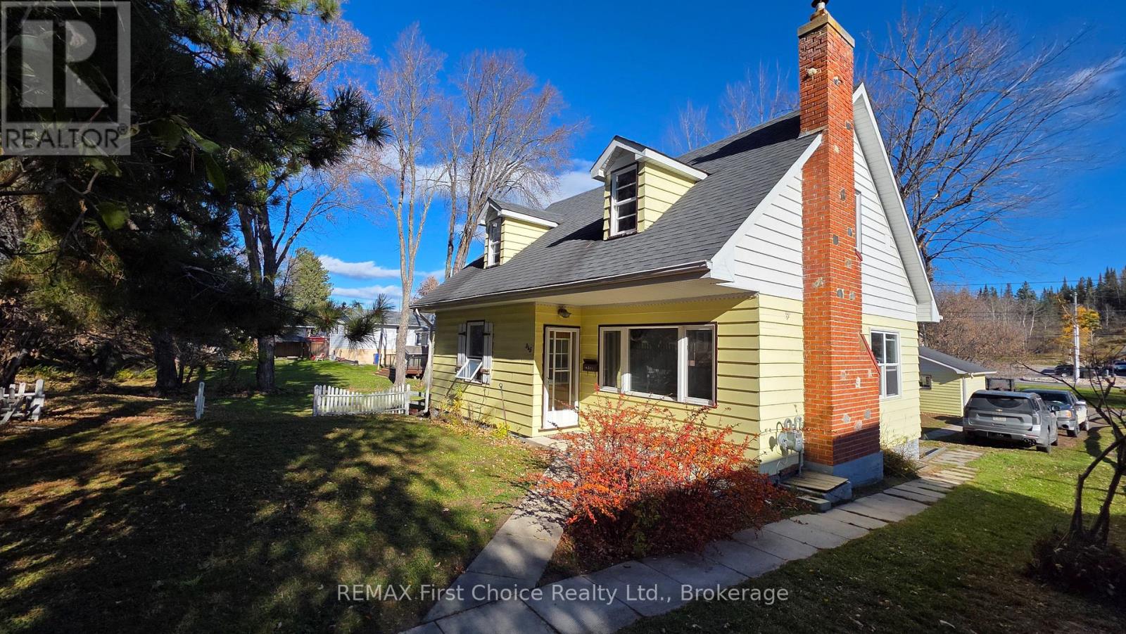 345 8th Ave Avenue S, Kenora, Ontario  P9N 2H5 - Photo 1 - X14118530