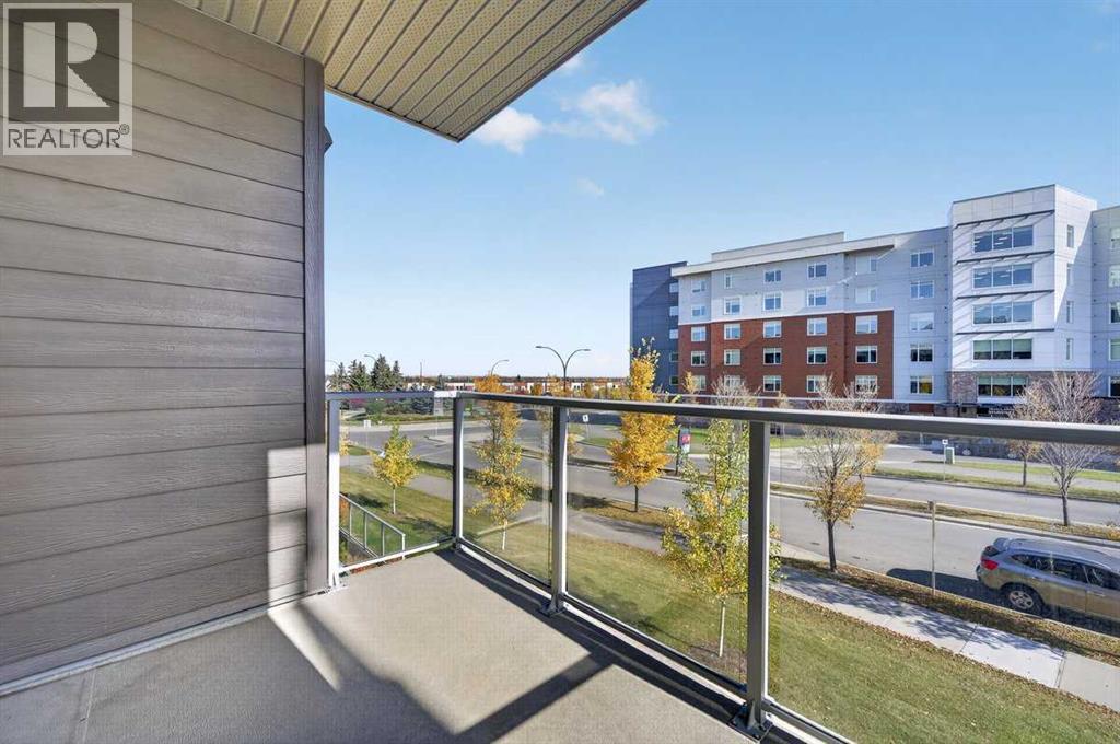 206, 700 Shawnee Square SW