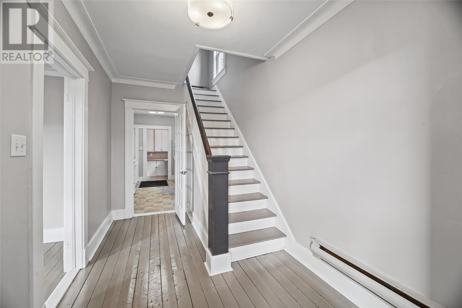 106 Cabot Street, St. John's — photo 2