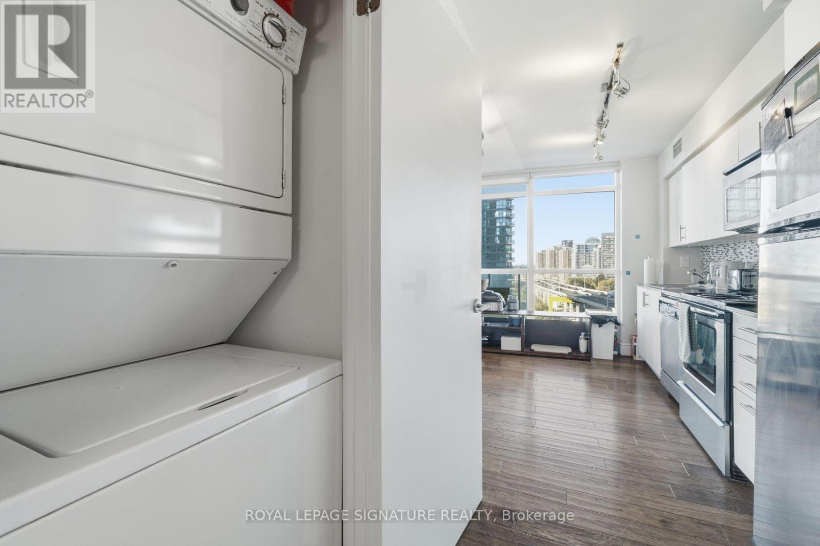 1359 - 209 Fort York Boulevard, Toronto, Ontario  M5V 4A1 - Photo 20 - C14118566