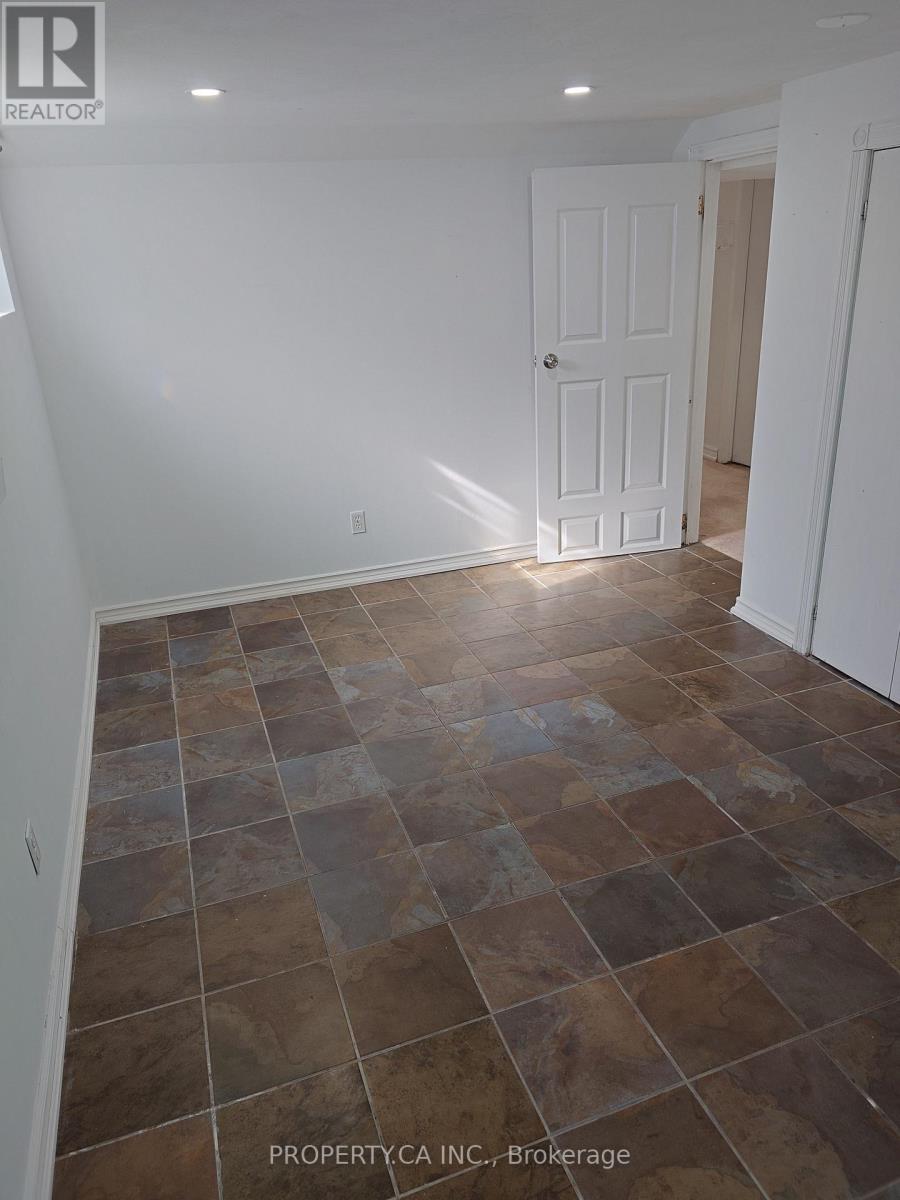Basement - 883 Grenoble Boulevard, Pickering, Ontario  L1W 1T7 - Photo 6 - E14118414