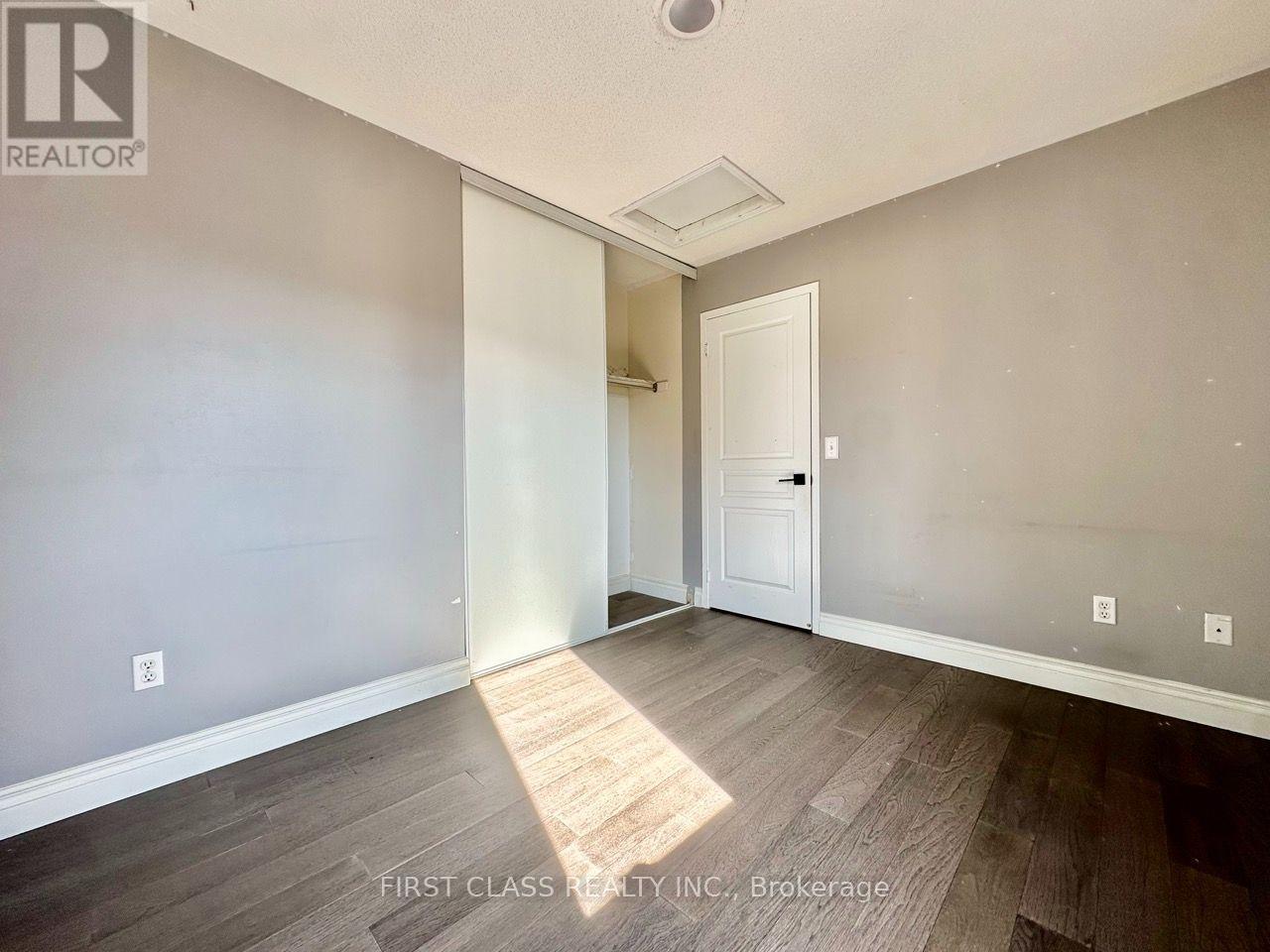 85 Shenandoah Drive, Whitby, Ontario  L1P 1T4 - Photo 20 - E14118578