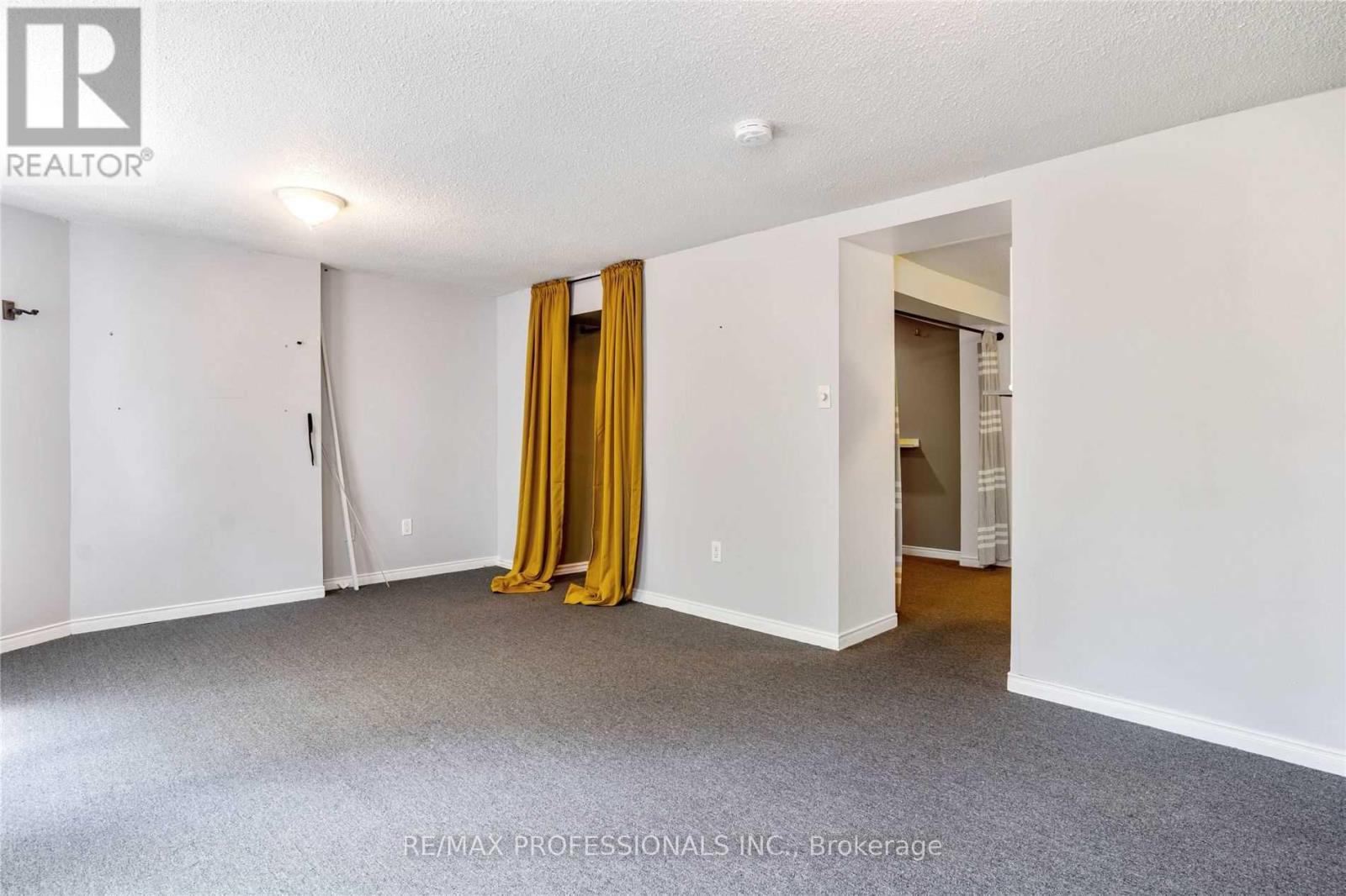 1 - 39 Albemarle Avenue, Toronto, Ontario  M4K 1H6 - Photo 2 - E14118588