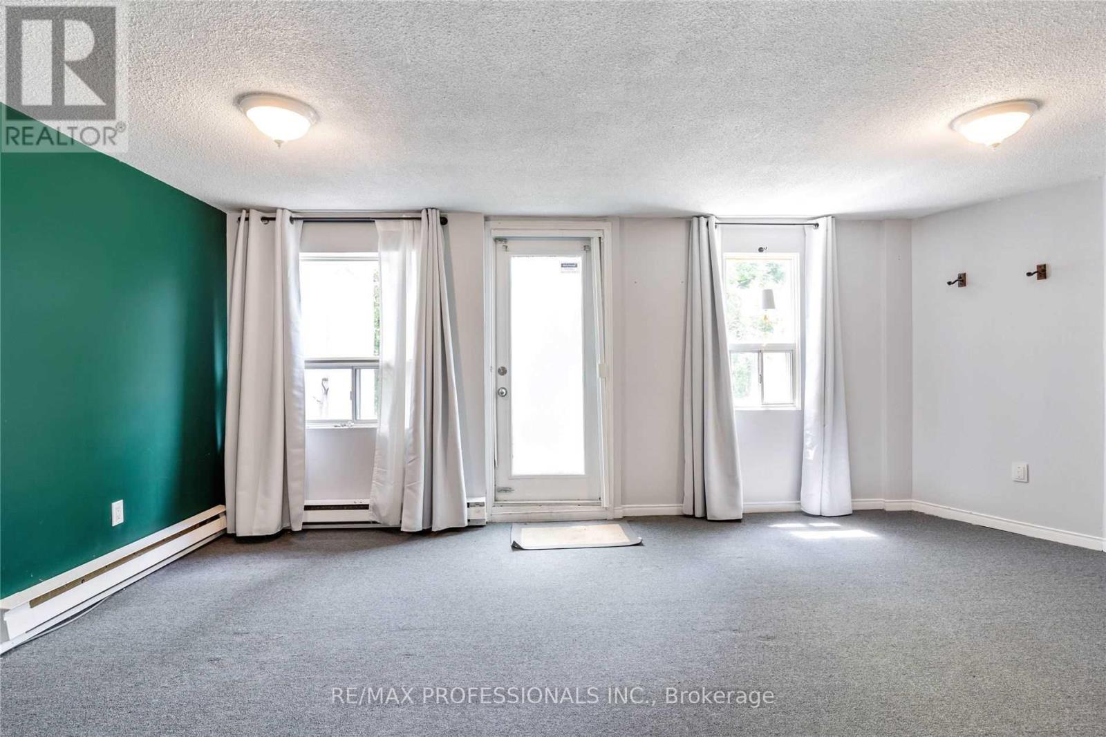 1 - 39 Albemarle Avenue, Toronto, Ontario  M4K 1H6 - Photo 3 - E14118588