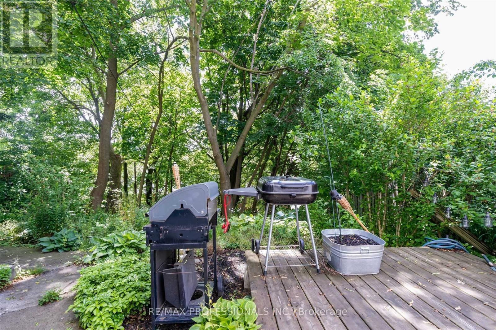 1 - 39 Albemarle Avenue, Toronto, Ontario  M4K 1H6 - Photo 8 - E14118588