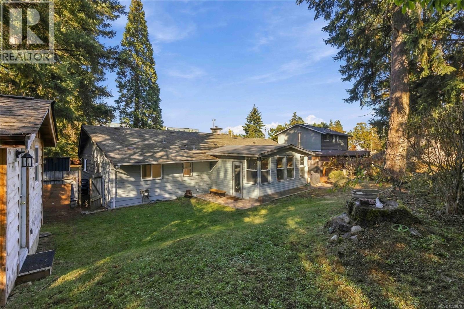 659 Strandlund Ave