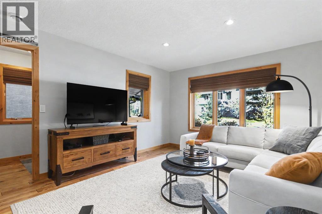 126b Rundle Crescent, Canmore, Alberta  T1W 2L6 - Photo 24 - A2354662