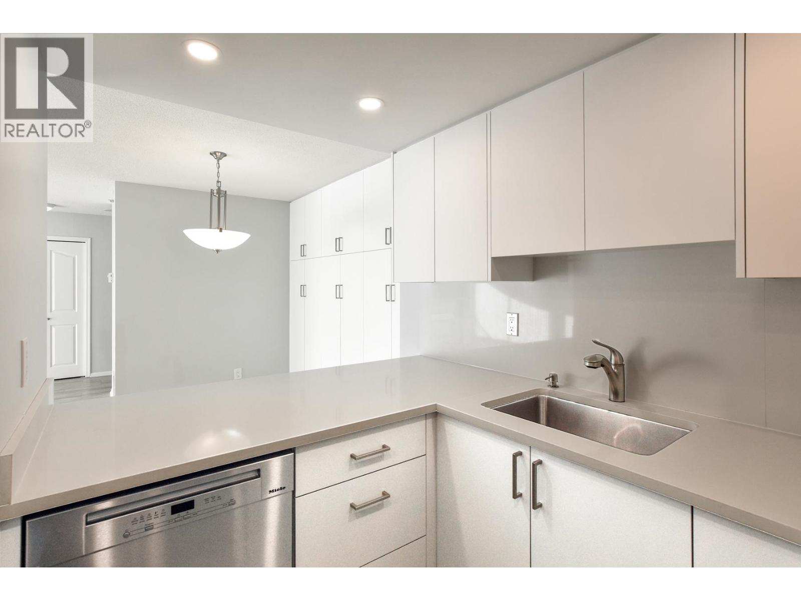 304 719 Princess Street, New Westminster, British Columbia  V3M 6T9 - Photo 13 - R3178519