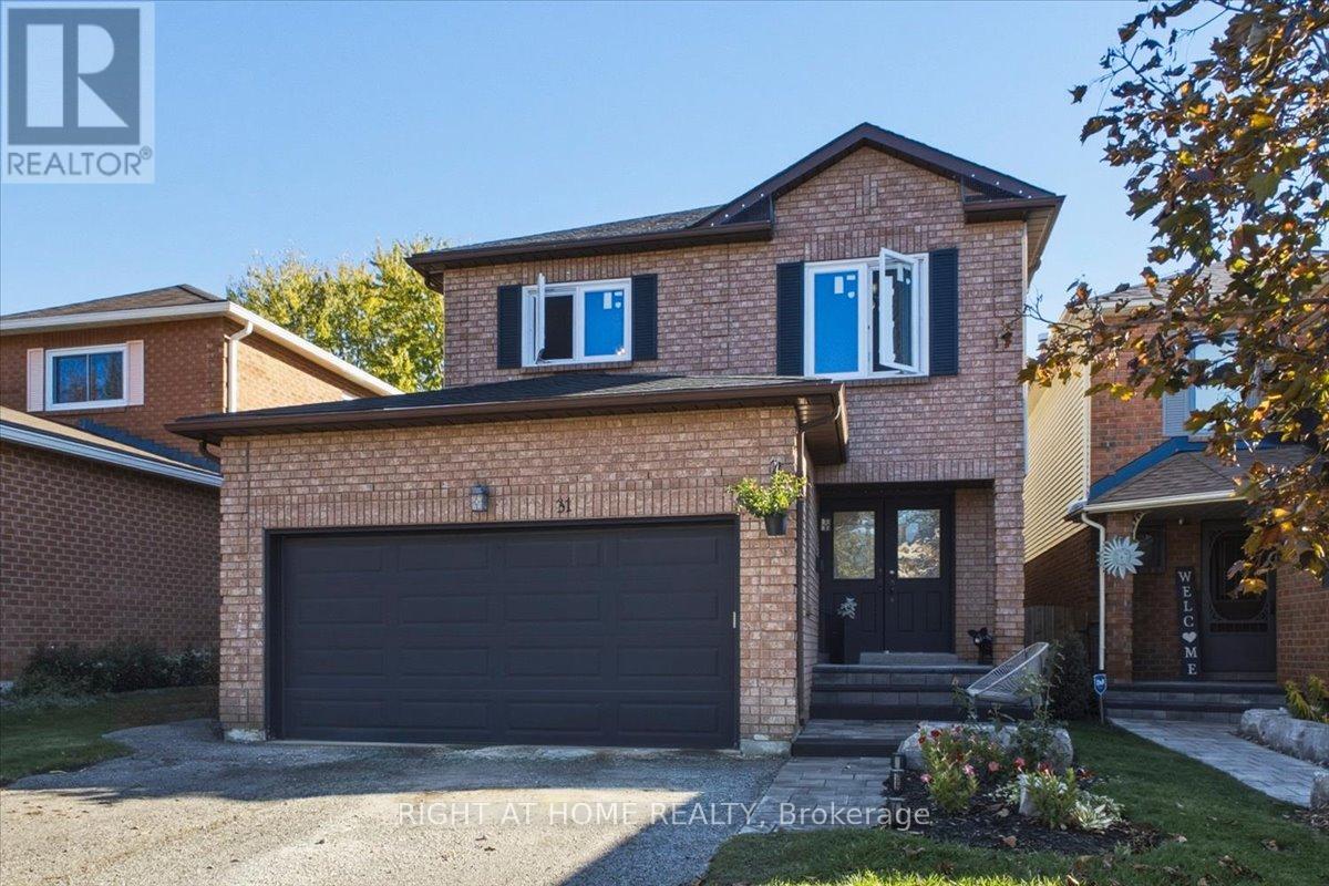 31 Sunbird Boulevard, Georgina, Ontario  L4P 3R9 - Photo 1 - N14118462