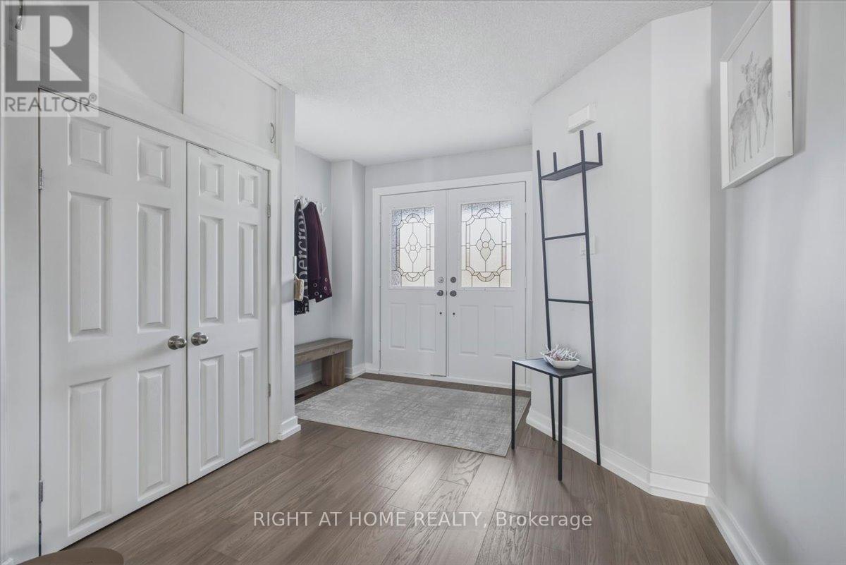 31 Sunbird Boulevard, Georgina, Ontario  L4P 3R9 - Photo 4 - N14118462