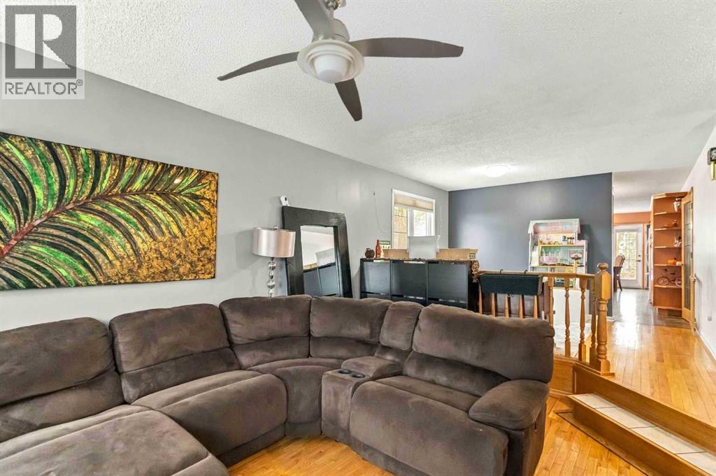 186 Clenell Crescent