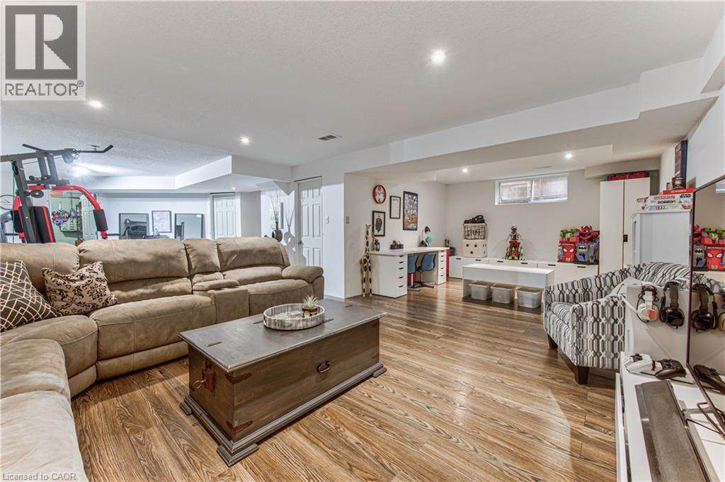 87 Isaiah Drive, Kitchener, Ontario  N2E 0B2 - Photo 37 - 40874106