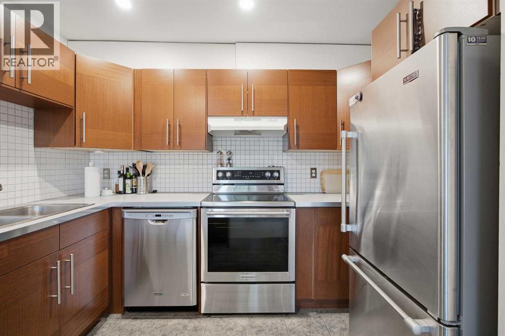 24, 3015 51 Street Sw, Calgary, Alberta  T3E 6N5 - Photo 18 - A2351404