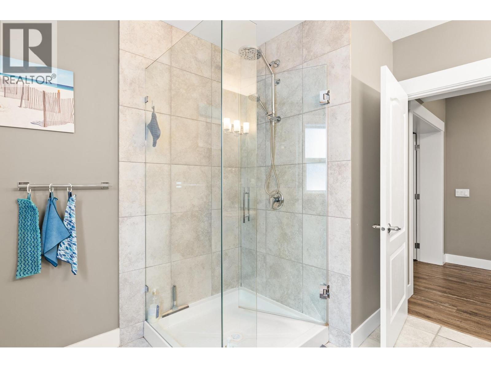 13071 East Ridge Drive