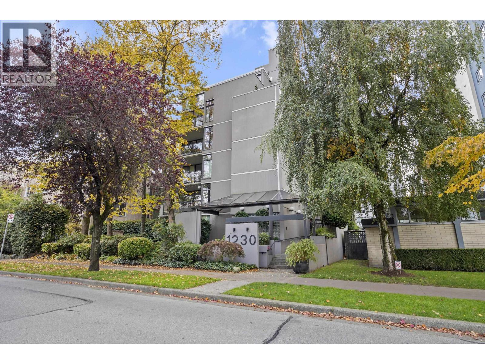 304 1230 Comox Street, Vancouver, British Columbia  V6E 1K7 - Photo 2 - R3178461