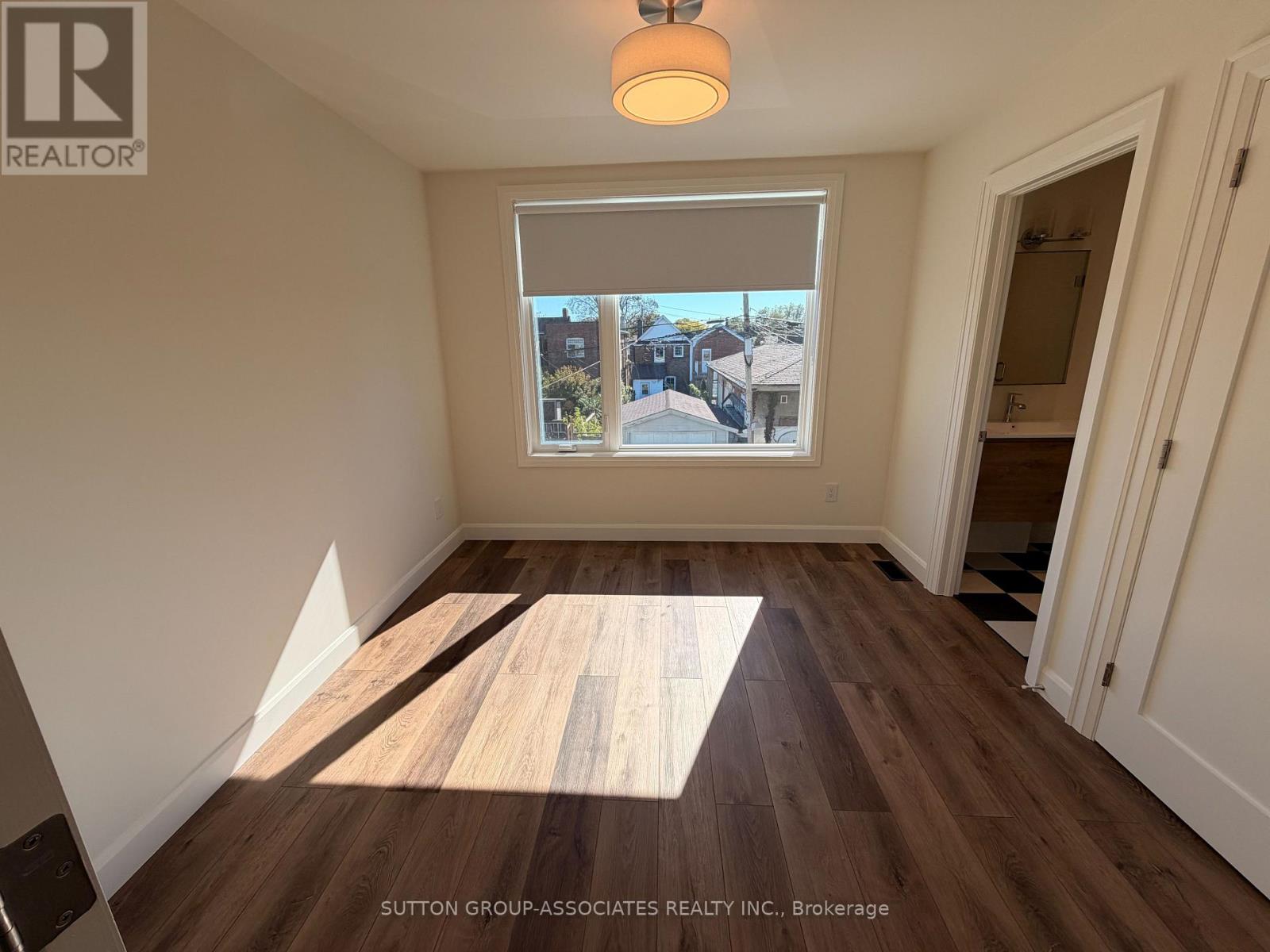Laneway Unit - 29 Earnscliffe Road, Toronto, Ontario  M6E 1J4 - Photo 14 - C14118616