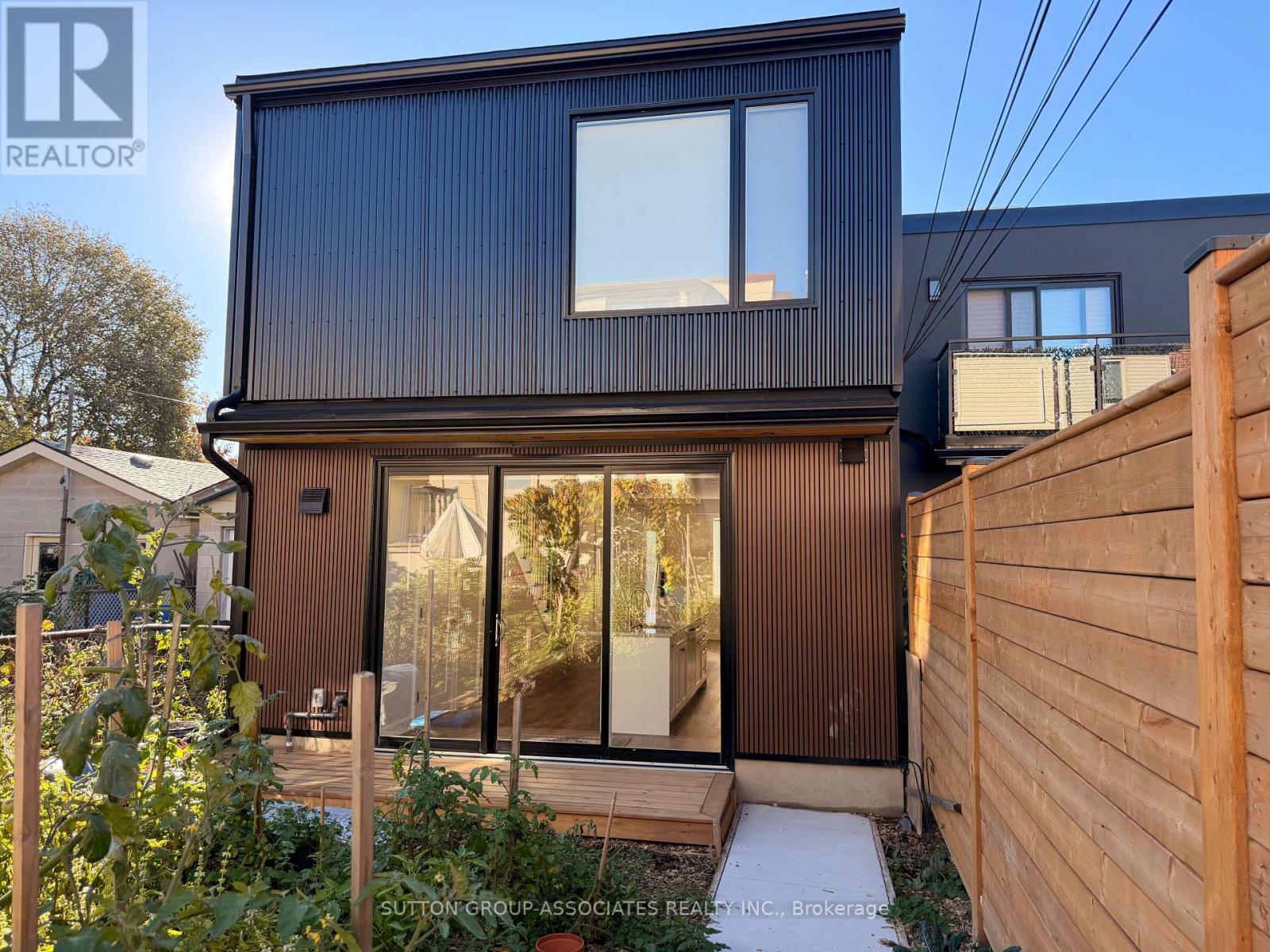 Laneway Unit - 29 Earnscliffe Road, Toronto, Ontario  M6E 1J4 - Photo 26 - C14118616