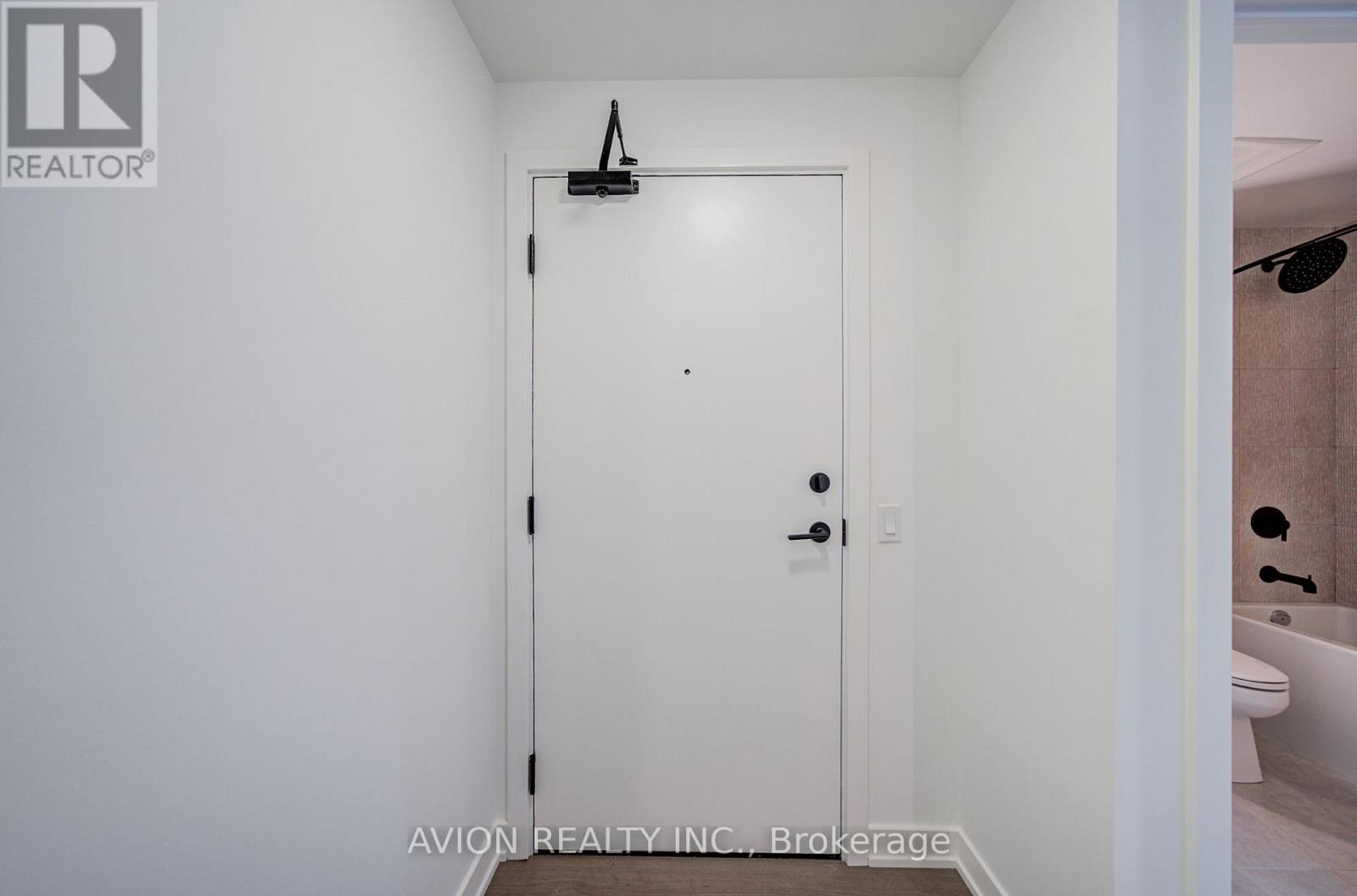 1016 - 89 Montclair Avenue, Toronto, Ontario  M5P 0A9 - Photo 4 - C14118636